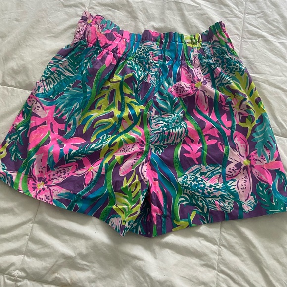 Lilly Pulitzer Multicolor Floral Shorts - Picture 2 of 3